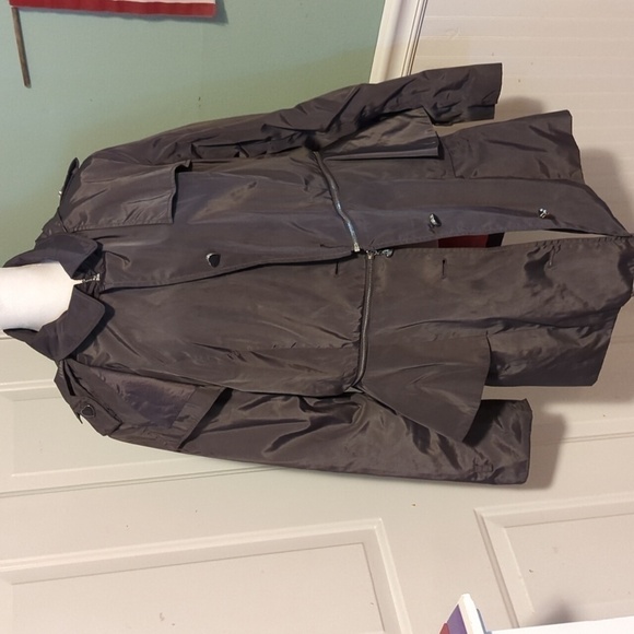 Betsey Johnson Jackets & Blazers - Betsey Johnson Coat Raincoat Removable Bottom Gray XL